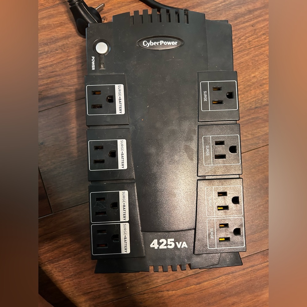 CyberPower Standby 425 VA Desktop UPS (CP425SLG)